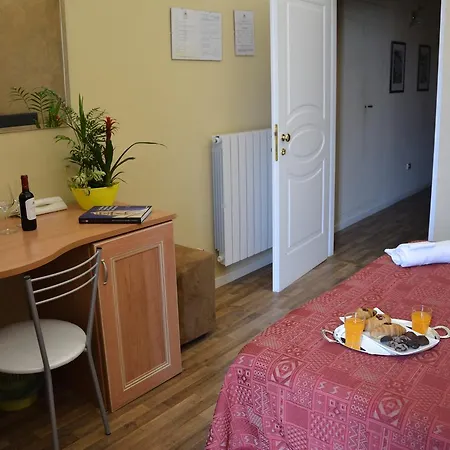 Le Stanze Del Console Bed & Breakfast Gravina in Puglia Exterior photo